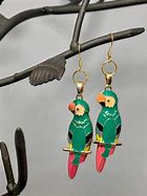 Parrot Jewelry: Colorful, Exotic, Fun