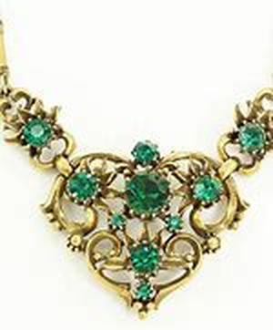 Vintage Costume Jewelry: Yesterday's Fashion Today