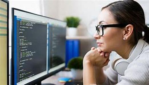 Become a Computer Software Engineer