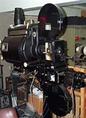 How to Find Antique Movie Projectors  Are you fond of collecting antique furniture