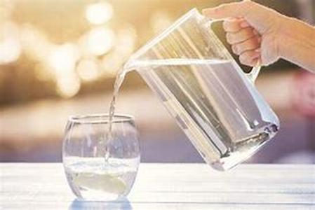 Water As A Natural Acne Remedy