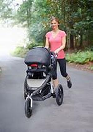 When it comes to outstanding quality, nothing beats Jeeps and this includes baby Jeep jogging strollers as well