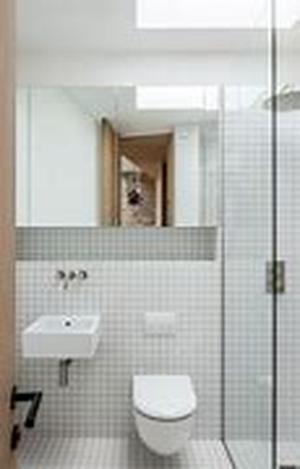 London builders: bathroom installation