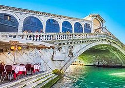 Sometimes when people really want to visit different places in Italy and dont know where to start, the best way to do would be through Italy land travel packages