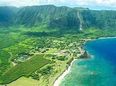 Surf Lessons on Oahu in Hawaii