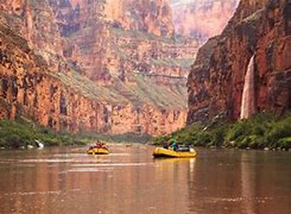 Grand Canyon Lodging  What kind of magic that Grand Canyon has that draws people to its clutches